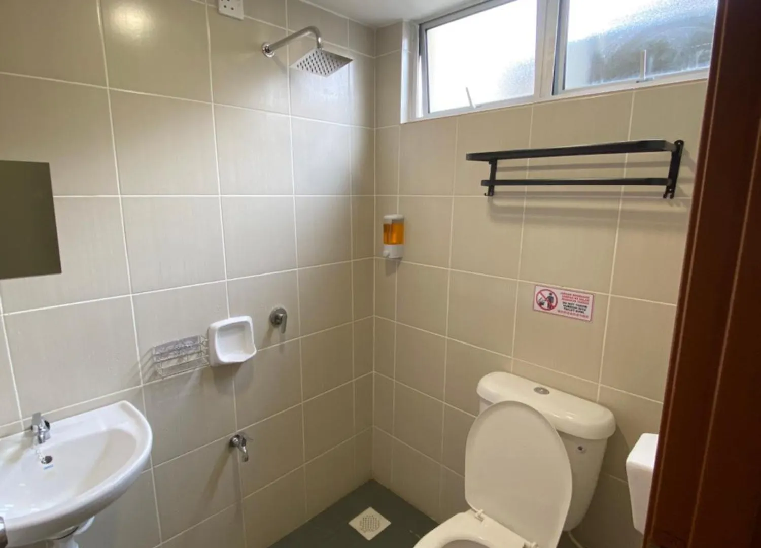 Basstay Guesthouse At Puncak Kasa Heights, Alor Gajah Malacca Holiday home